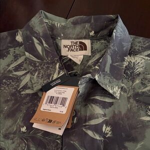 The North Face Men's Olive Green Botanical Button-Down Shirt